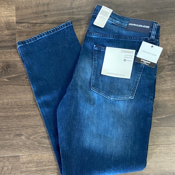 Calvin Klein Men's Denim Straight stretchy Jeans 36x32 nwt - Picture 1 of 5
